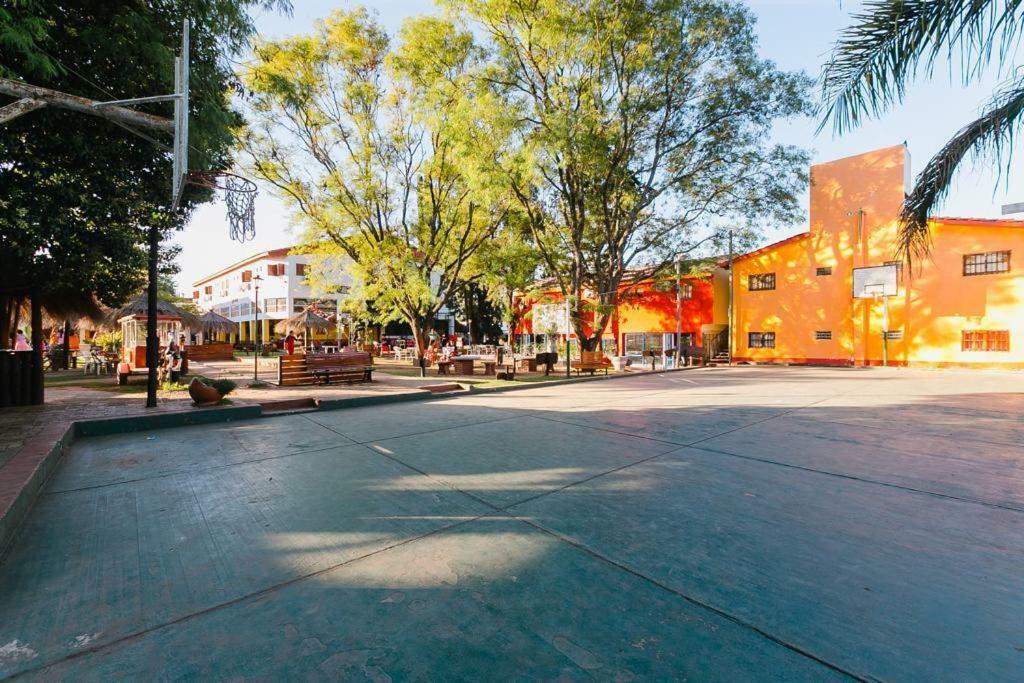 Hotel Turin Villa Carlos Paz Exteriör bild